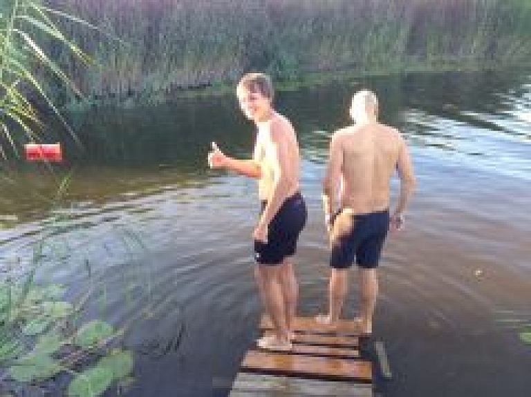 Adaptētajam triatlonam Jelgavā pavisam pieteicās 50 aktīvisti