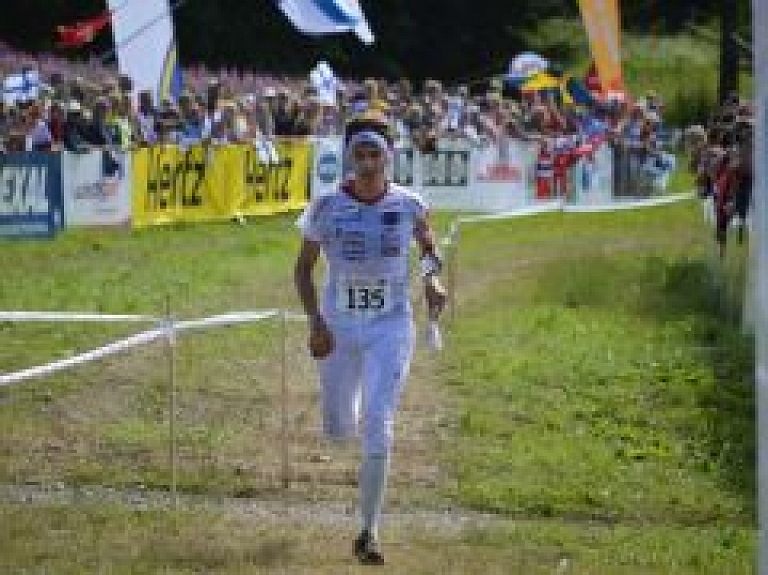 Pasaules čempionāta vidējās distances finālā Bertukam 8.vieta