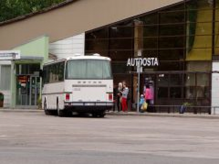 Pasažieru pārvadātāji šokā par ministrijas un ATD bezdarbību