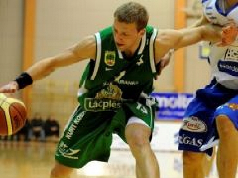 BK "Jēkabpils" paraksta līgumu ar basketbolistu Jāni Pozņaku