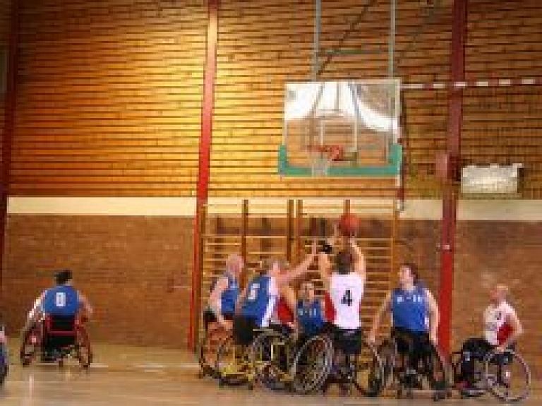 Zemgales Olimpiskā centrā izspēlēs ratiņbasketbola čempionāta finālu