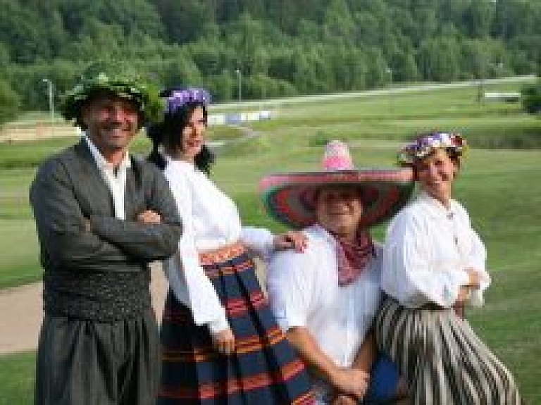 Saulgriežu laika Golfa turnīrā piedalās 30 sportisti