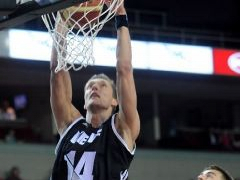 LBS sola lēmumu par Bērziņa nākotni pieņemt tuvākajā laikā