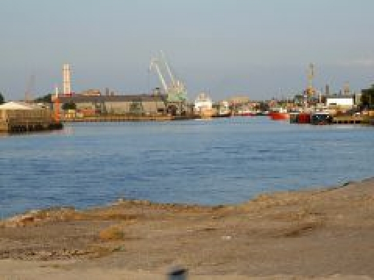 Liepāja un Klaipēda vienojas par ciešāku sadarbību ostu attīstībā