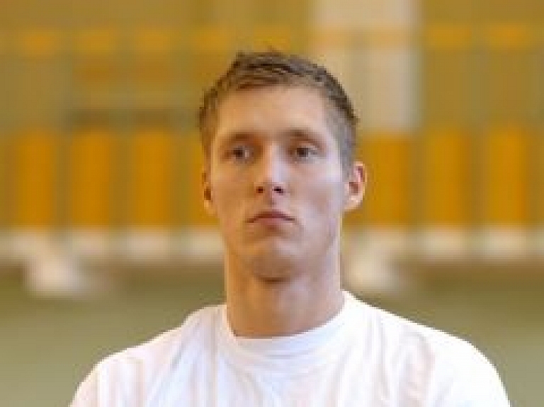 Bērziņa aģents iesniedzis pieteikumu par sportista brīvlaišanu no "VEF Rīga"