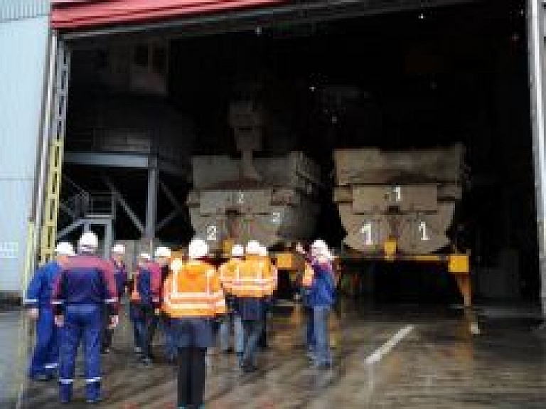 "Liepājas metalurgam" jūlijā var rasties grūtības ar algu izmaksu