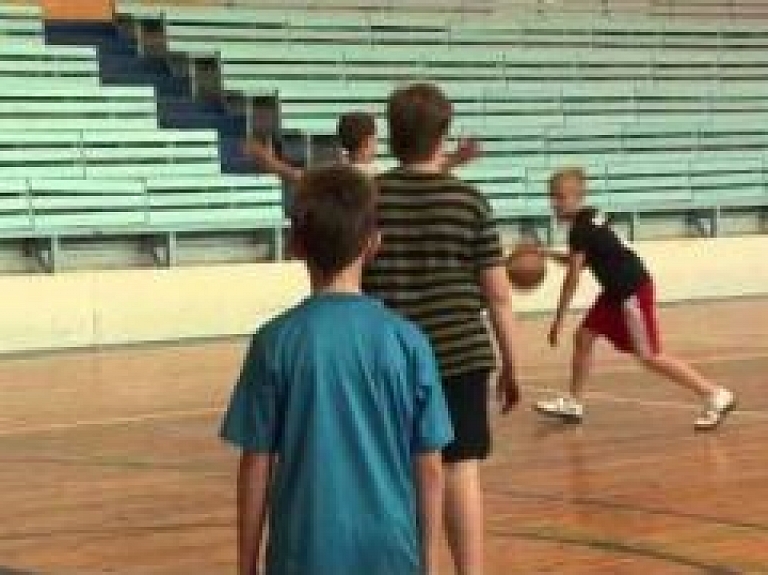 Jaunie basketbolisti no Talsu puses guvuši starptautiskus panākumus