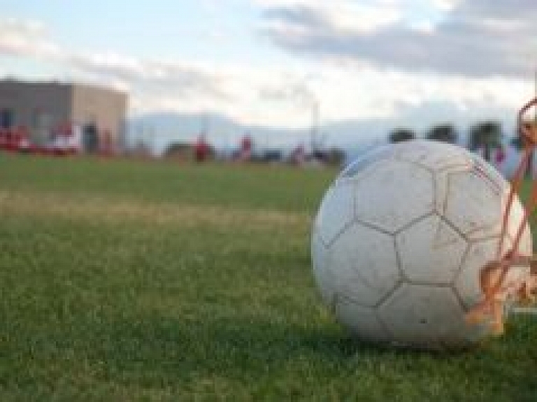 FK "Smiltene/ BJSS" uzņems pēdējo gadu čempionu "Upesciemu"