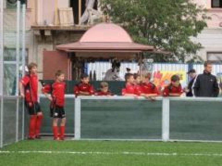 Staicelē jaunie futbolisti cīnīsies par ceļazīmi uz Pasaules kausa izcīņu