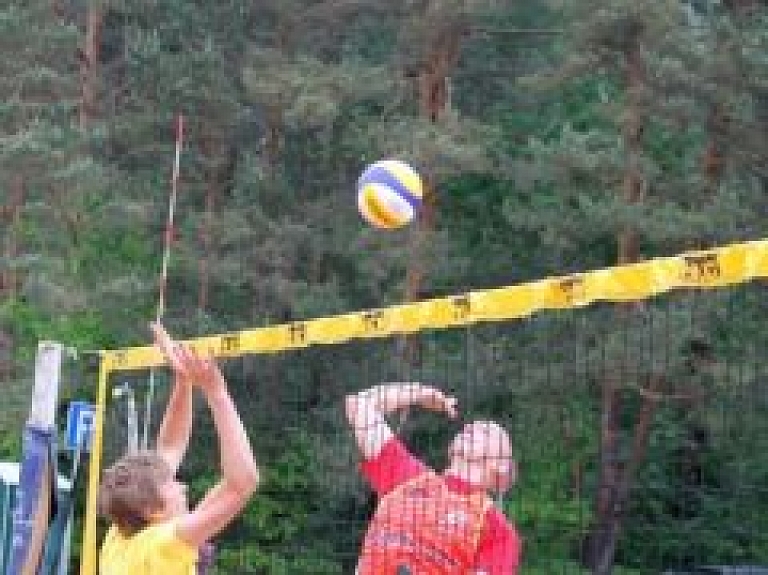 Valmiera Beach atklāšanas posmā smiltenieši dalītajā 5. - 6.vietā