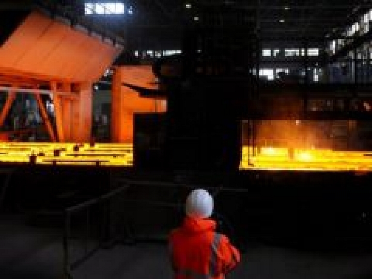 "Liepājas metalurgs" apturējis tērauda kausēšanu