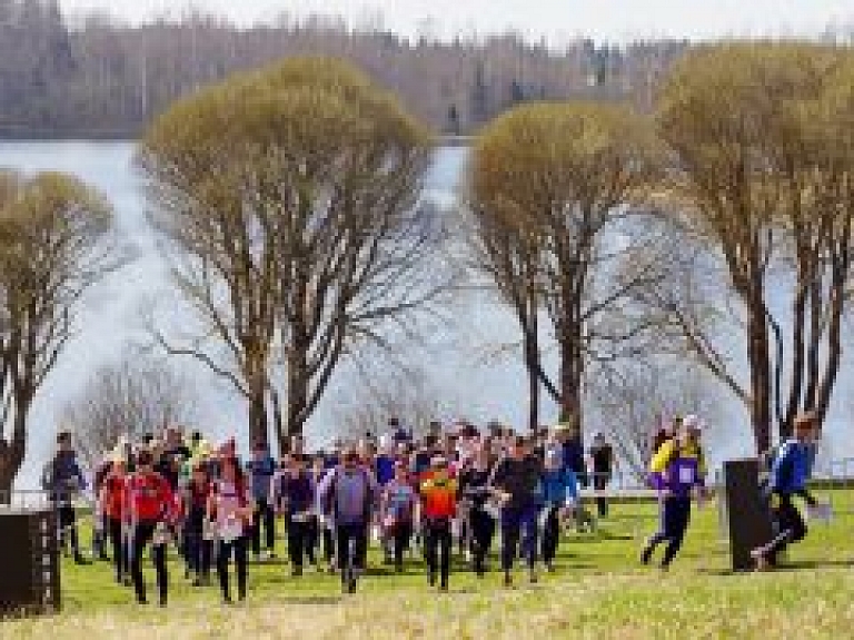 "Raunas rogainings 2013" pulcē vairāk nekā 200 dalībniekus