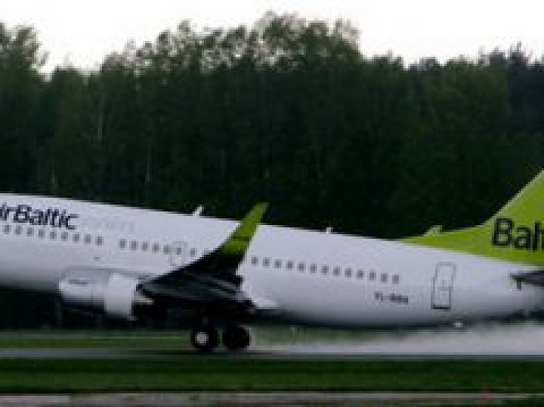 airBaltic zaudējumi pērn "sarukuši" līdz 19 miljoniem latu