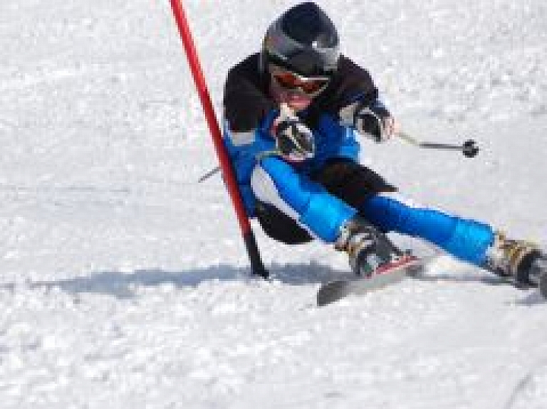 Siguldā aicina piedalīties Lieldienu kausā kalnu slēpošanā