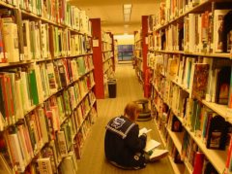 Valsts Kultūrkapitāla fonds atbalsta Kuldīgas bibliotēkas literatūras ciklu
