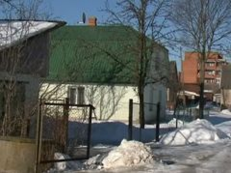 Kā svētkus svin Rēzeknē 8.marta ielā (video)