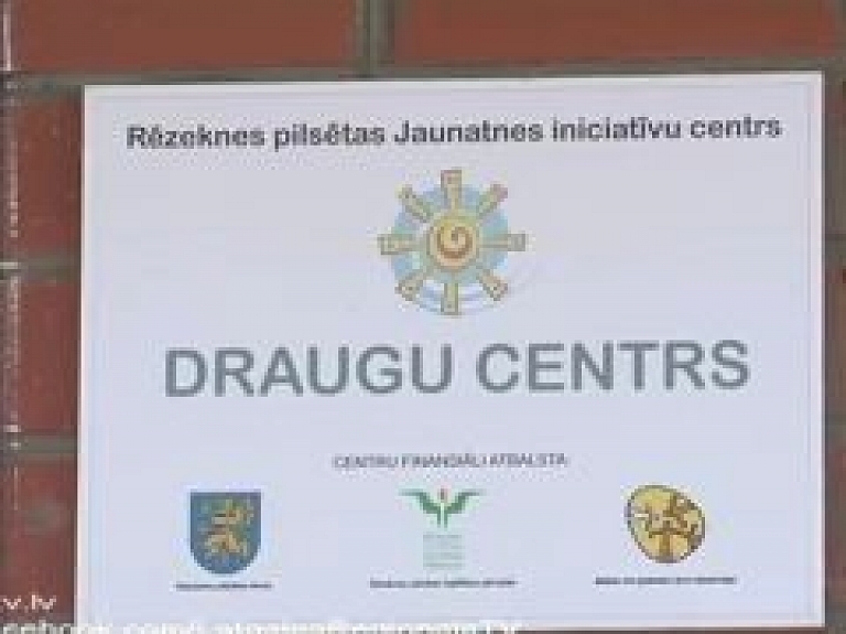 Rēzeknē jaunieši brīvo laiku pavada lietderīgi (video)