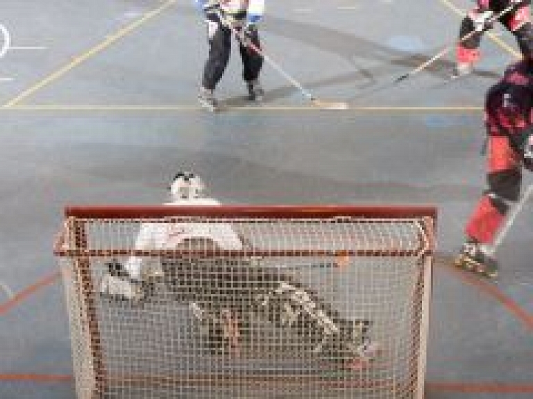 "Lazdukalna hokeja kausā 2013" piedalījās sešas komandas