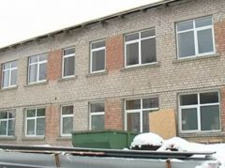Uzsākta Balvu un Gulbenes slimnīcu renovācija (video)