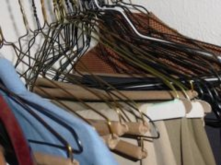 Cēsnieki aicināti tirgoties labdarības tirdziņā "Andele"