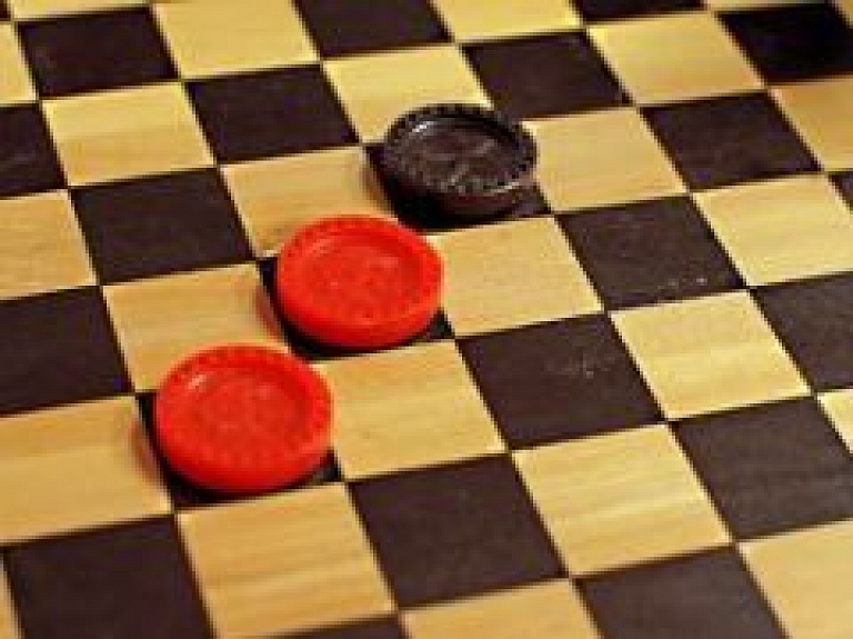 Rīgā notiks čempionāts un jaunatnes meistarsacīkstes dambretē