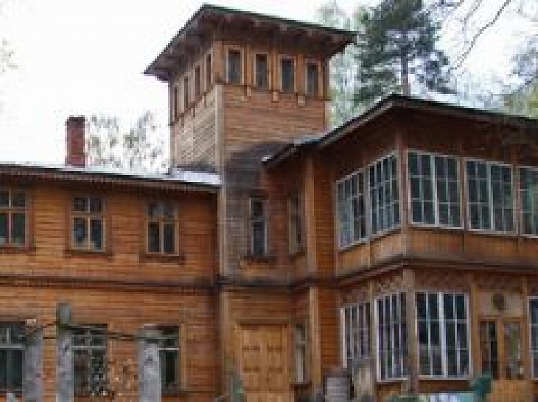 Dubultos svinēs Meteņdienu