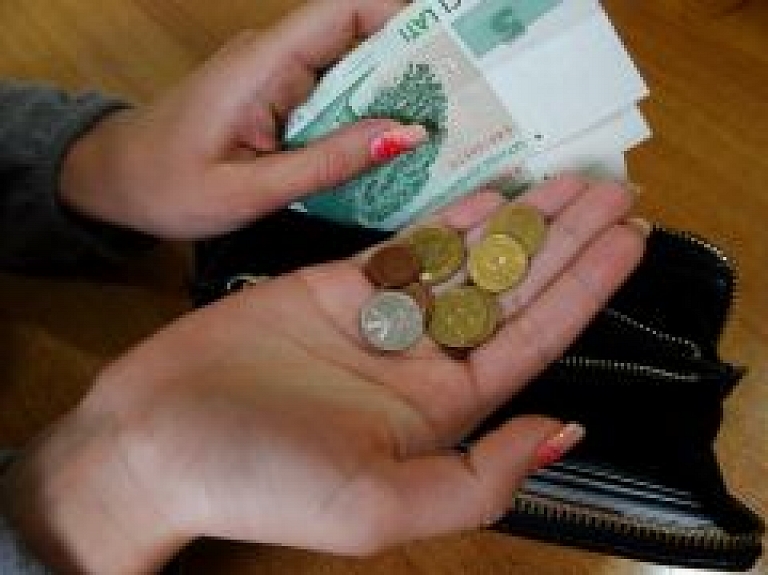 Palielina centrā "Rušona" ievietoto personu apgādnieku līdzmaksājumu