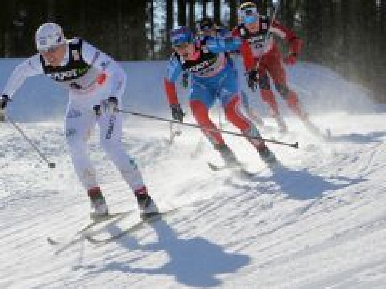 Pirmais tautas slēpojums Priekuļos pulcē vairāk nekā 50 sportistus