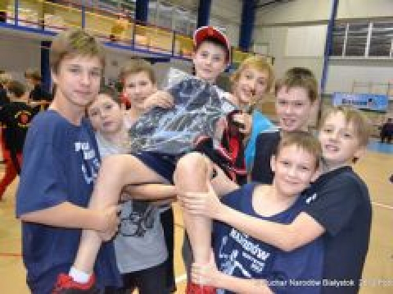 Ogres Basketbola skolas audzēķniem sasniegumi Ziemassvētku brīvdienās