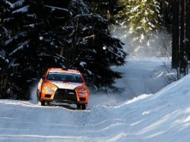 Klāt tradicionālais ziemas rallijs "Sarma 2013"