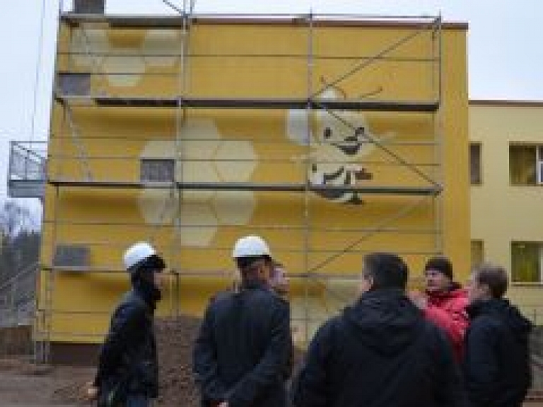 Notiek Valmieras pilsētas pašvaldības ēku siltināšanas projekta audits