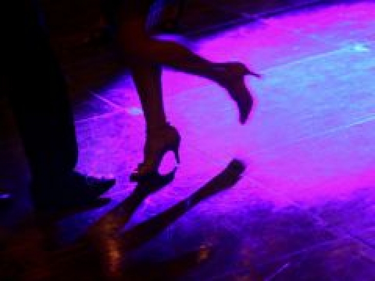 Talsu novada muzejā dejos tango