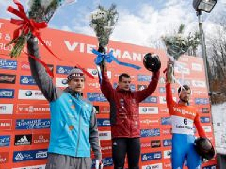 Martina un Tomasa Dukuru pirmie šīs sezonas panākumi