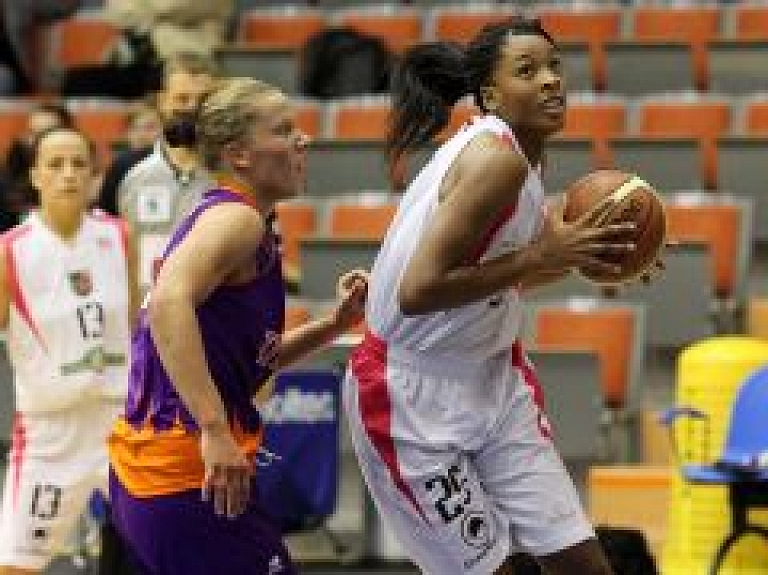 "Liepājas Papīrs" basketbolistes parāda raksturu, tomēr zaudē "TTT"