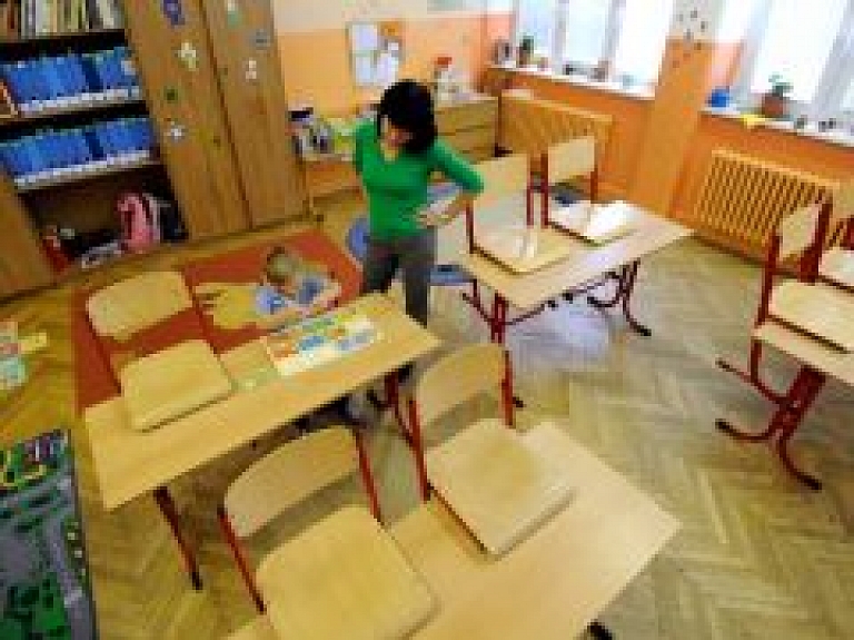 Novada bērnudārzos mācību līdzekļus nodrošina pašvaldība