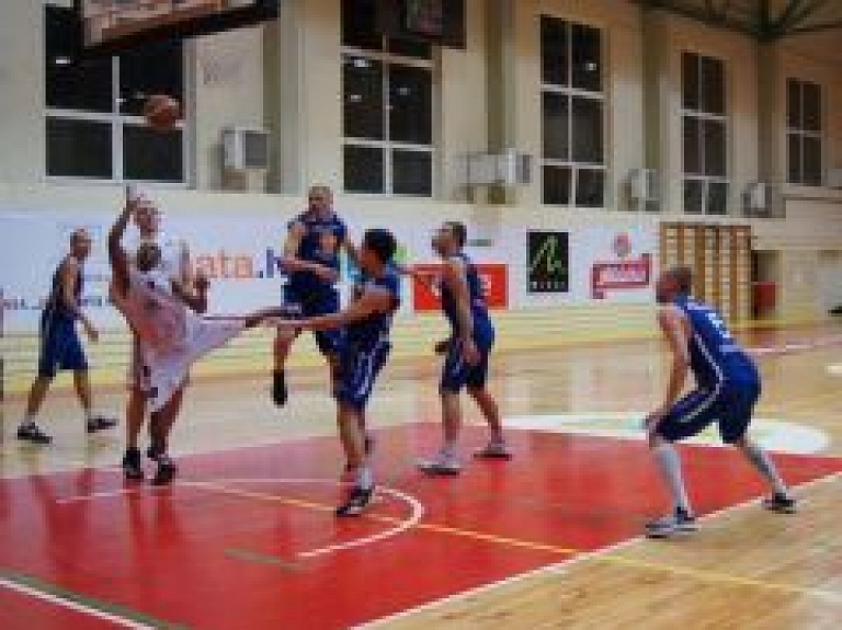 BK Jēkabpils zaudē cīņu pret Jūrmala/Fēnikss (video)