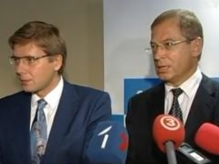 Rīgā veido pirmās vēlēšanu koalīcijas (video)