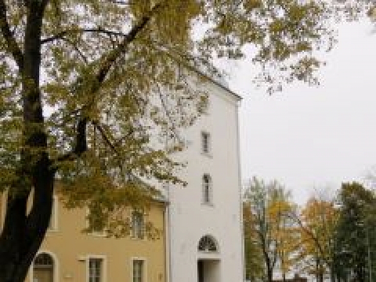 Krustpils muzejs aicina svinēt Skolotāju dienu