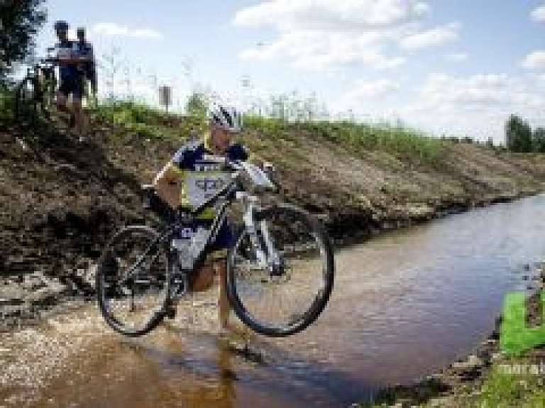 Latvijas Velo svētku Olainē dalībnieki aicināti iepazīt trasi