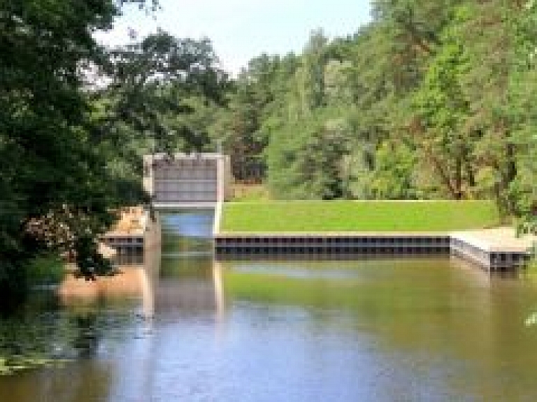 Dzirnupes slūžu izbūve finiša taisnē