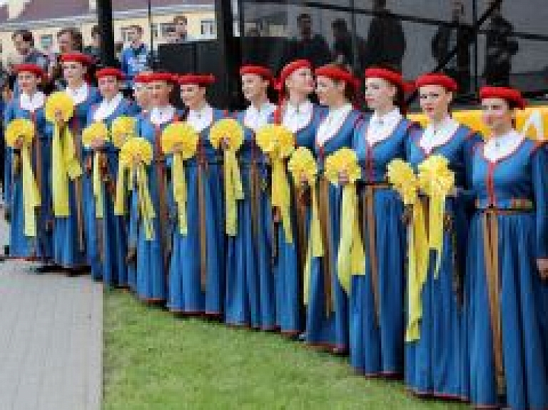 Sākas Valmieras pilsētas svētku svinības