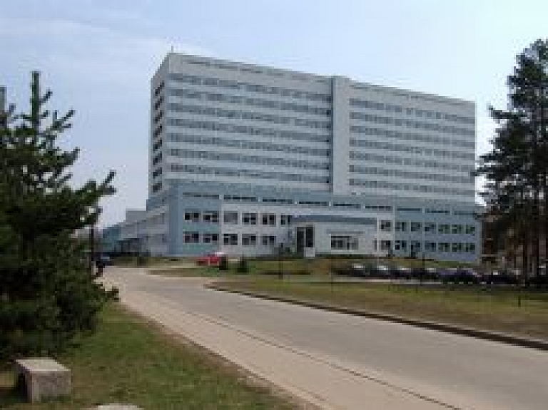 Lems par Daugavpils reģionālās slimnīcas valdes locekles atbrīvošanu