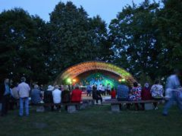 Borisovas vecdārzā aizvadīts Muzikantu saiets