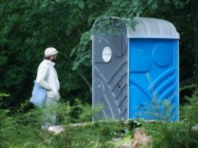 Limbažu pilsētas svētkos nodrošinās papildu pārvietojamās tualetes