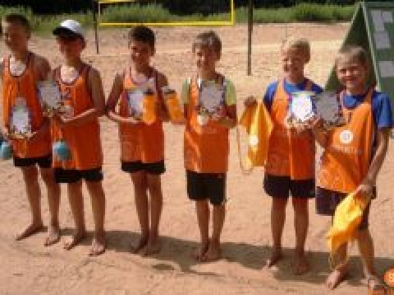 Siguldieši startē Jauniešu pludmales volejbola čempionātā