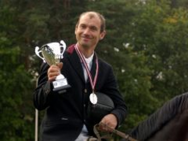 Latvijas Jātnieku federācijas kausu izcīna Ģirts Bricis (galerija)