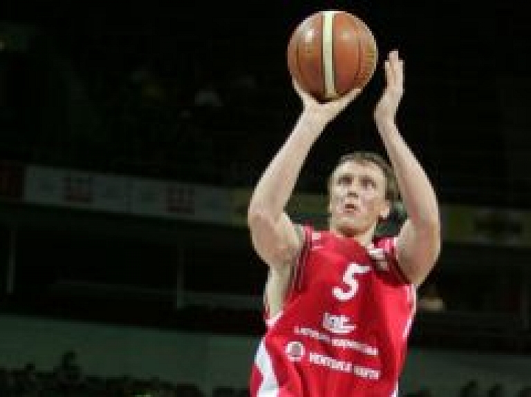 BK "Jēkabpils" basketbolisti ciemosies pie bāreņu nama "Līkumi" bērniem