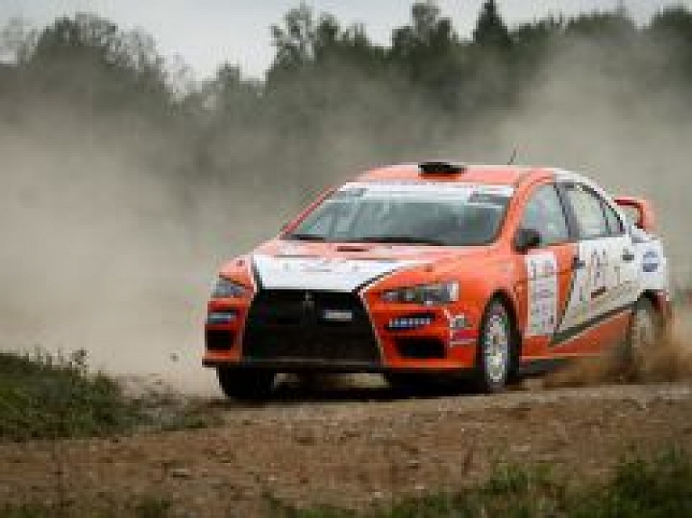 Rallijsprintā "Viduslatvija 2012" uzvaru izcīna LMT komanda