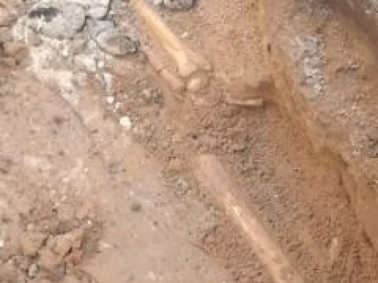 Viļakā atrasti cilvēku kauli (video)