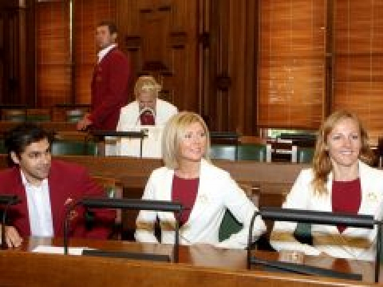 Krāslavieši tiksies ar Inetu Radeviču